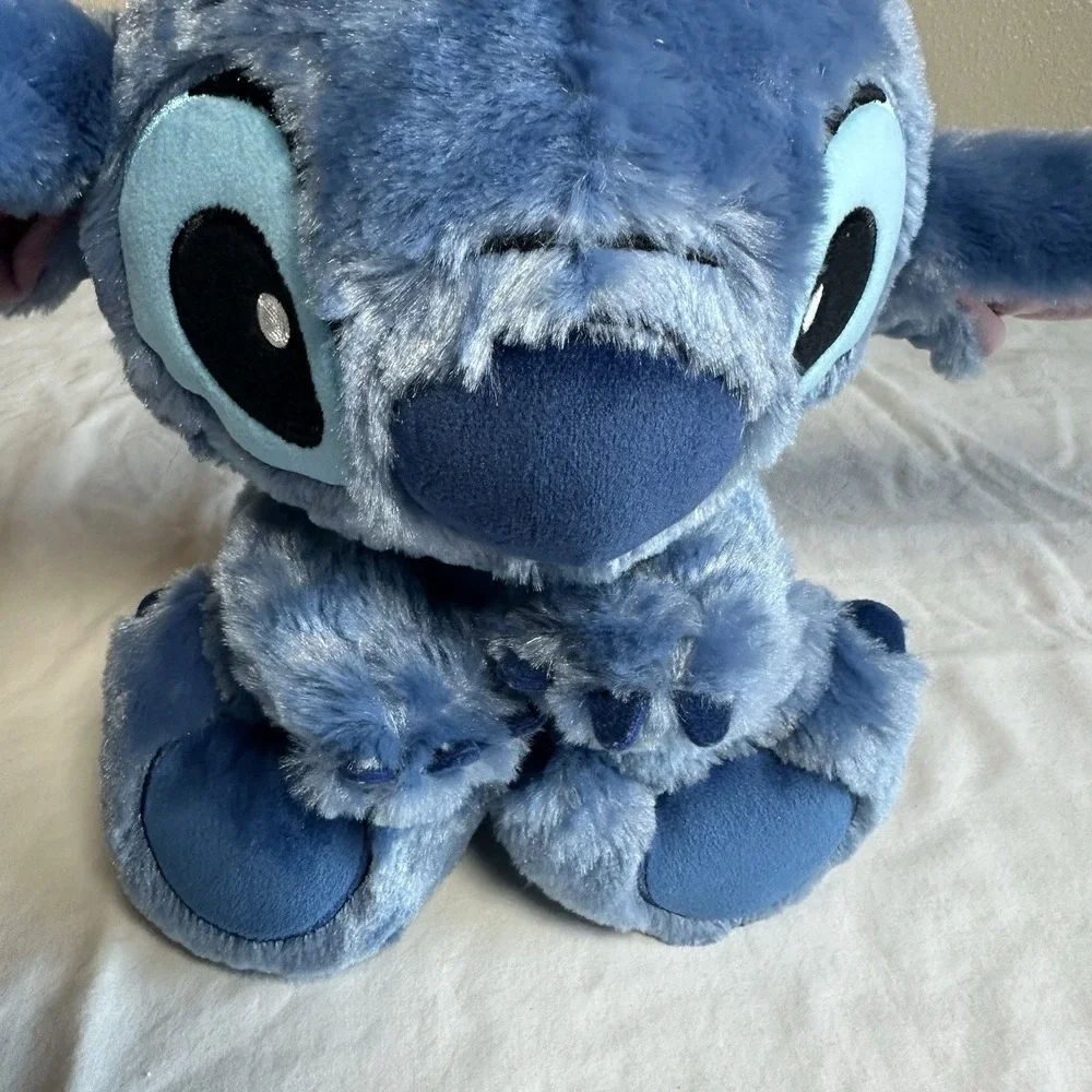 Disney Parks Stitch (Lilo & Stitch) Big‎ Feet Stuffed Soft Cuddle Plush Toy Flaw